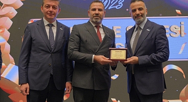 ASKON Başkanı Geyik’e Başarı Ödülü