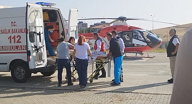 Öztürk devreye girdi, ambulans helikopter gencin imdadına yetişti