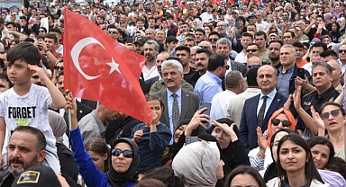 KALEFEST’E SOLOTÜRK DAMGA VURDU 