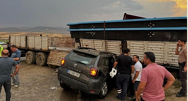 Kırıkkale’de TIR ile otomobil çarpıştı 