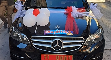 Valinin makam aracı şehit kardeşine sünnet arabası oldu