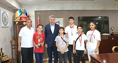 BAŞKAN SUNGUR’A ANLAMI ZİYARET