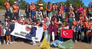 BOZKIR GENÇLERİ ORMANLARI KORUMAK İÇİN YÜRÜDÜ