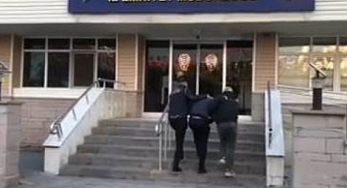 ÇOK SAYIDA DİJİTAL MATERYALLE YAKALANDI