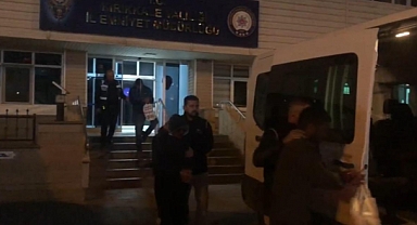 DEAŞ OPERASYONUNDA ŞÜPHELİLER YAKALANDI