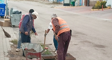 YAHŞİHAN'DA MAZGALLARDA TEMİZLİK