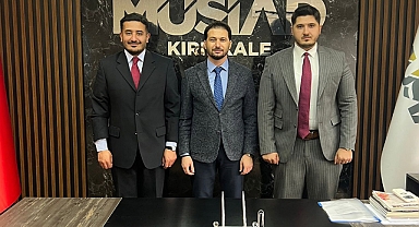 GENÇ MÜSİAD DA GÖREV TESLİMİ YAPILDI