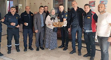 İTFAİYECİLERİ AÇ BIRAKMIYOR