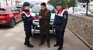 JANDARMADAN ŞEFKAT ELİ