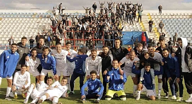 KIRIKKALE FK-ORDU MAÇINDA KADINLARA JEST!