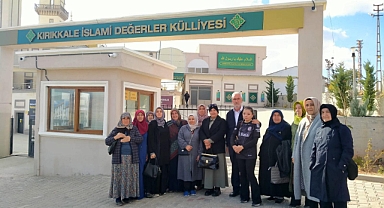 KÜLLİYE'YE ANLAMLI Z