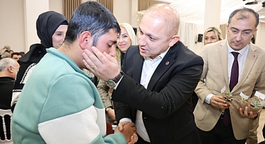 Yalnız Değilsiniz