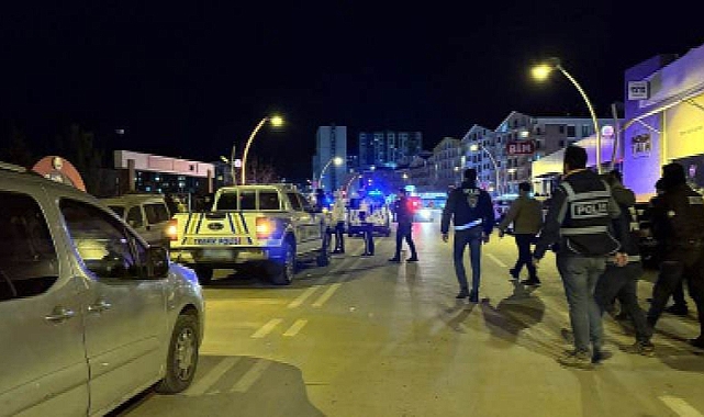 Yılbaşı kutlamasında çıkan kavgaya müdahale eden polis bıçakla yaralandı