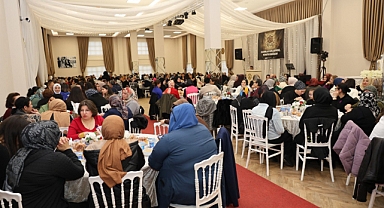 BELEDİYE BAŞKANI AHMET ÖNAL'DAN 8 MART MESAJI