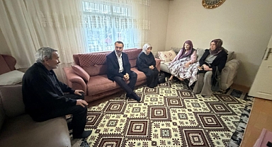 Mustafa Kaplan’dan Ramazan’da ev ziyaretleri